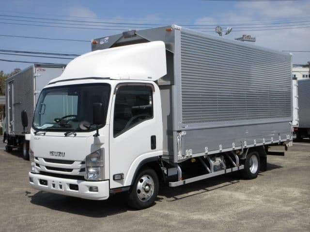ISUZU
