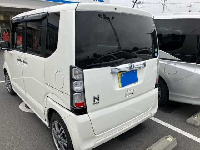 Car thumbnail 4