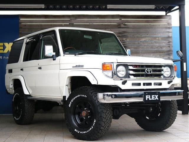 Car thumbnail 4
