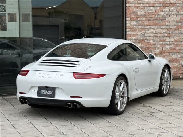Car thumbnail 2