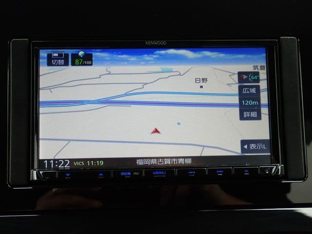 Car thumbnail 4