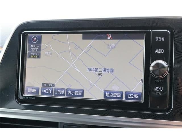 Car thumbnail 3