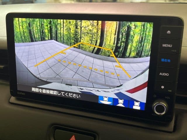 Car thumbnail 4
