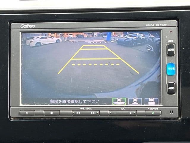 Car thumbnail 4