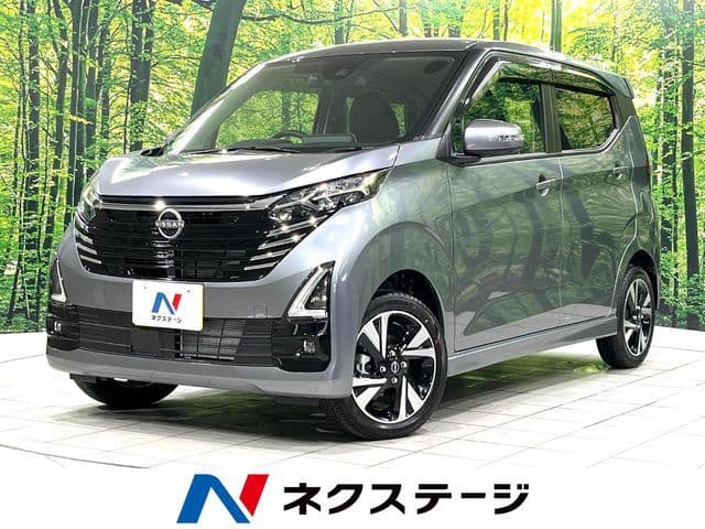 NISSAN