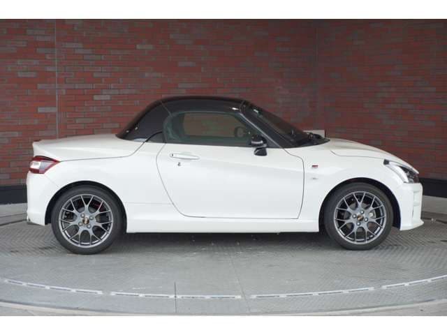 Car thumbnail 2