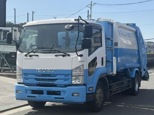 ISUZU