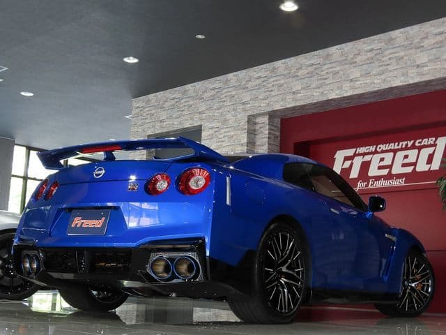 Car thumbnail 3