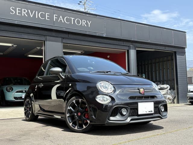 Car image 1