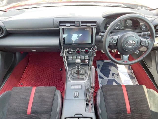Car thumbnail 2