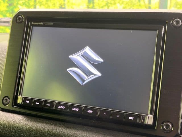 Car thumbnail 4