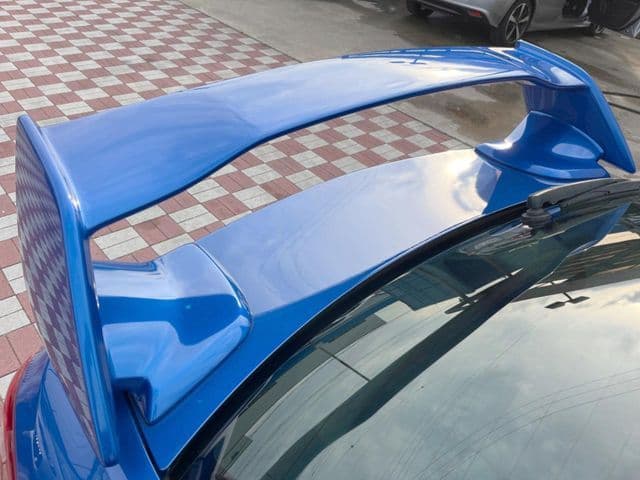 Car thumbnail 4