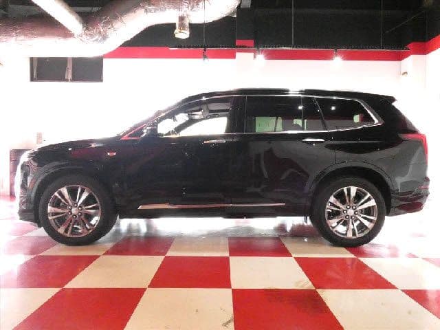 Car thumbnail 4