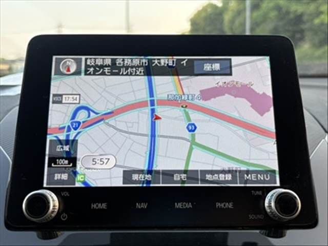 Car thumbnail 4