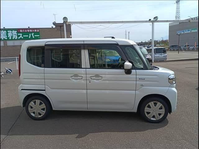 Car thumbnail 4