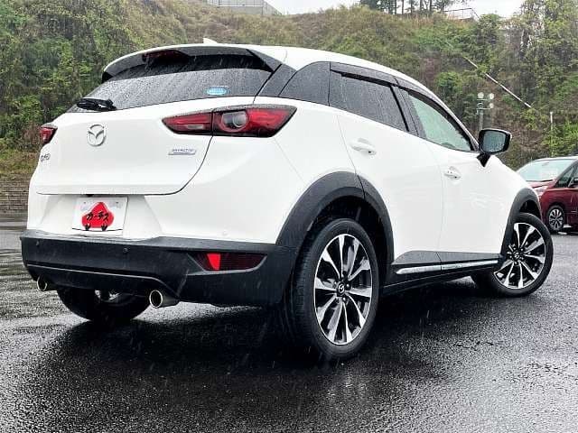 Car thumbnail 3