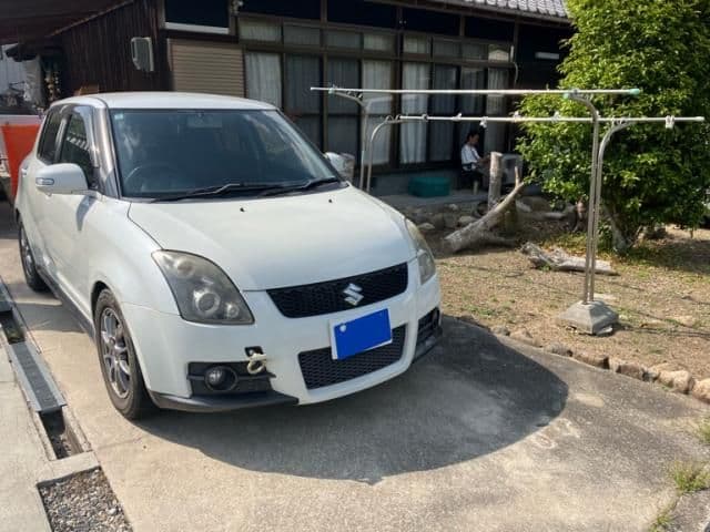 SUZUKI