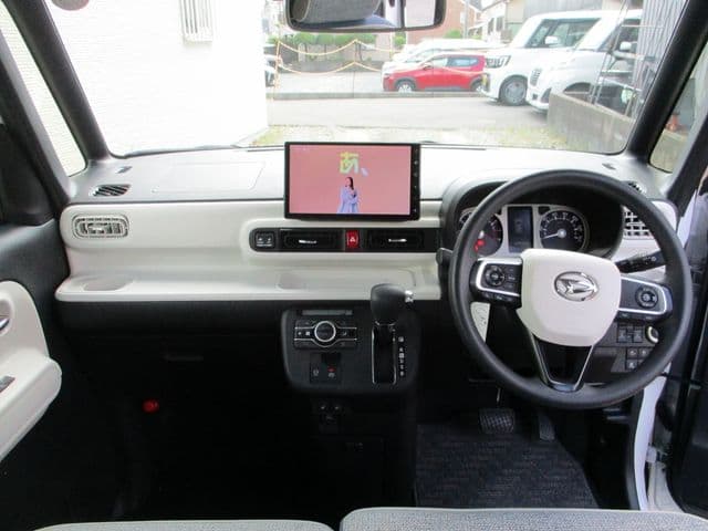 Car thumbnail 2