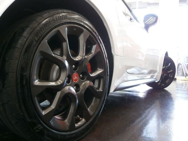Car thumbnail 2