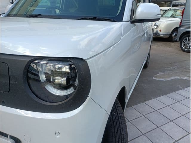 Car thumbnail 3