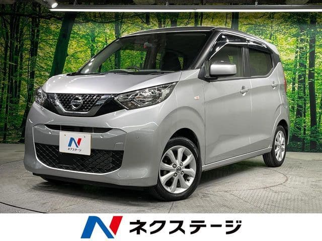 NISSAN