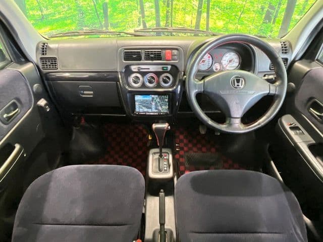 Car thumbnail 2