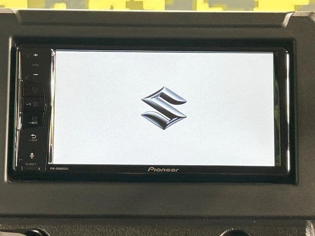 Car thumbnail 3