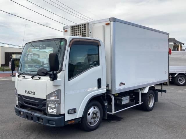 ISUZU