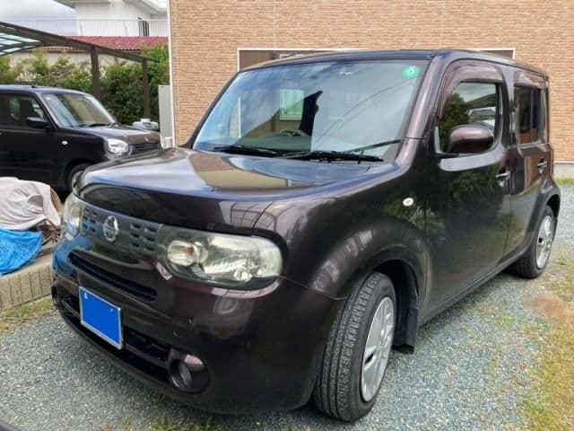 NISSAN