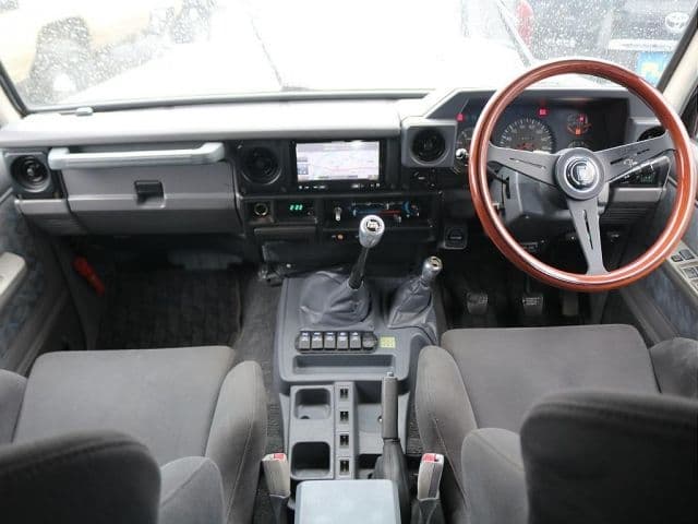 Car thumbnail 2