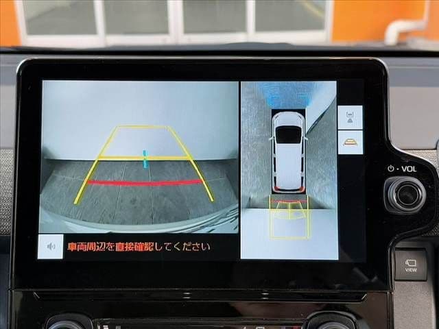 Car thumbnail 4