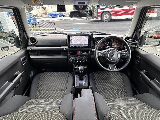 Car thumbnail 2