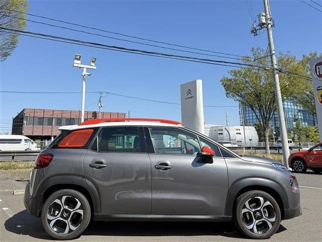 Car thumbnail 4