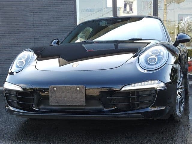 PORSCHE
