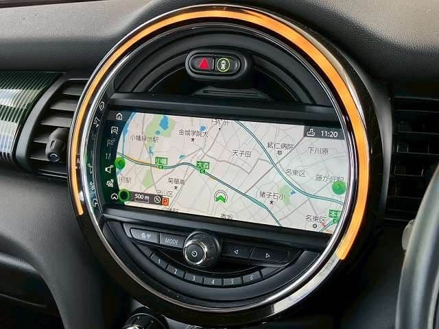 Car thumbnail 4