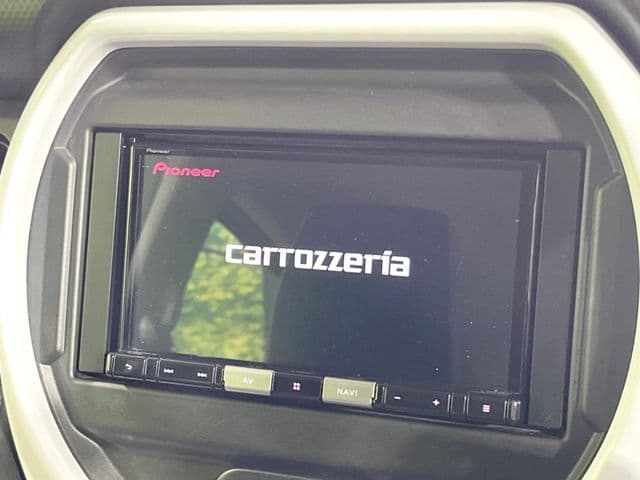 Car thumbnail 4