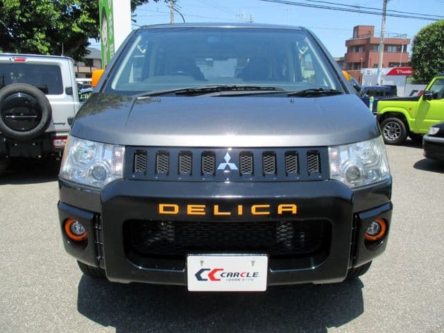 Car thumbnail 4