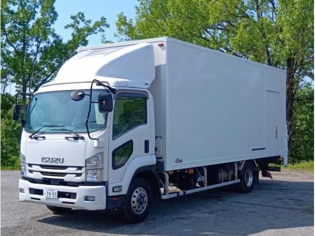 ISUZU