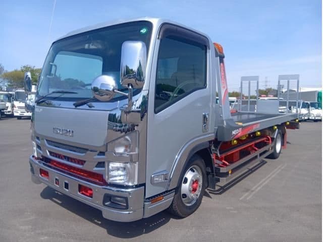 ISUZU
