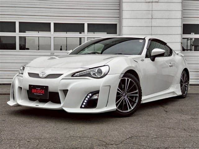 Car image 1