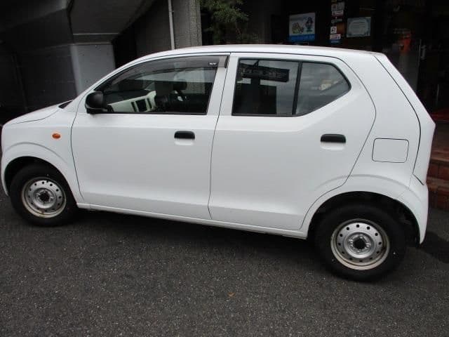 Car thumbnail 4