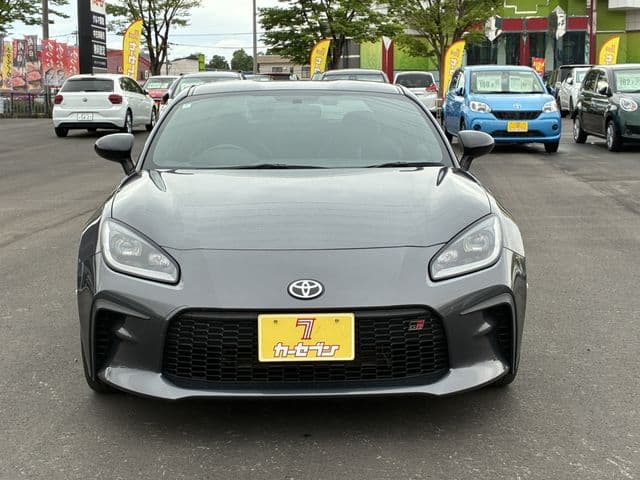 Car thumbnail 3