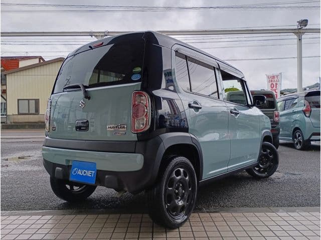 Car thumbnail 3