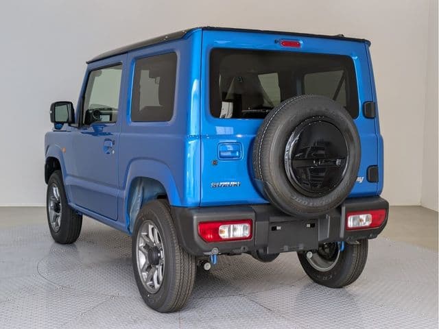 Car thumbnail 4
