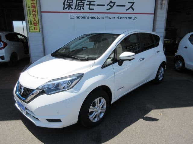 NISSAN