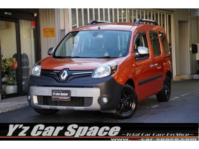 RENAULT