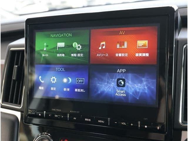 Car thumbnail 3