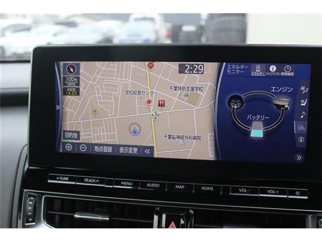 Car thumbnail 3