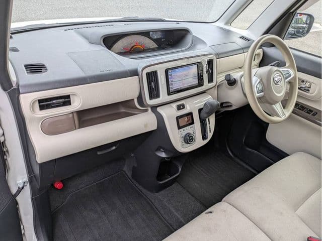 Car thumbnail 3