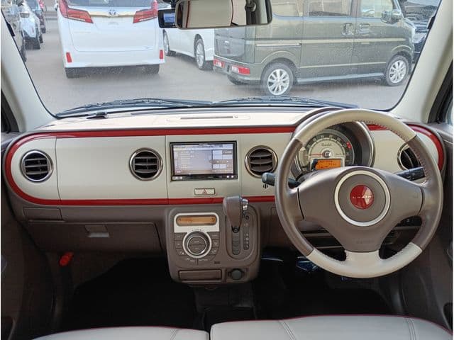 Car thumbnail 3